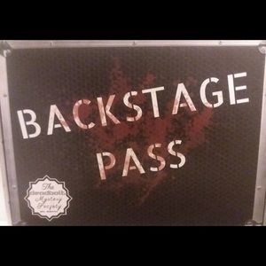 Deadbolt Mystery Society murder mystery box